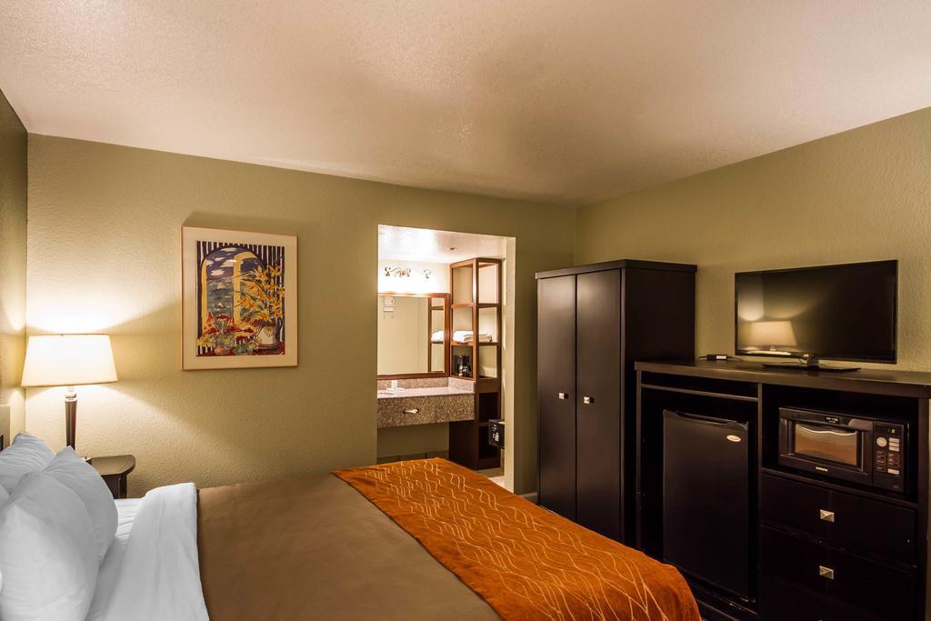 Rancho Cordova Inn Εξωτερικό φωτογραφία